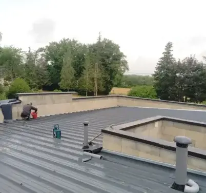 pose de velux Saint-Jean-de-la-Motte-4