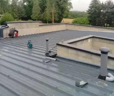 rénovation de toiture Thorée-les-Pins-1