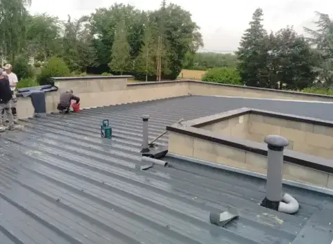 zinguerie Saint-Jean-de-la-Motte-1